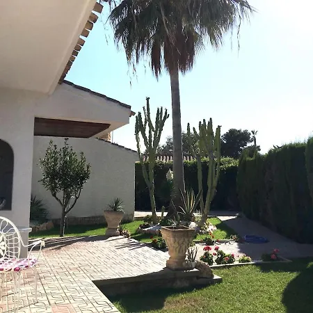 Mercedes Villa Orihuela