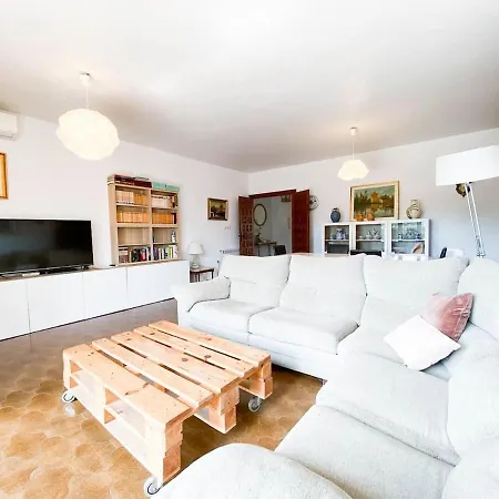 Villa Mercedes Orihuela