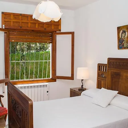 Mercedes Villa