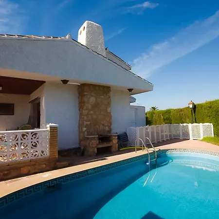 Mercedes Villa *